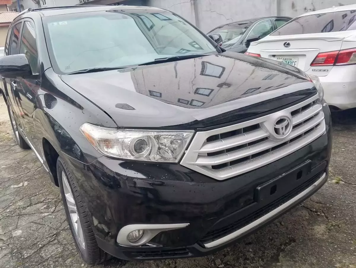 Toyota Highlander   - 2008