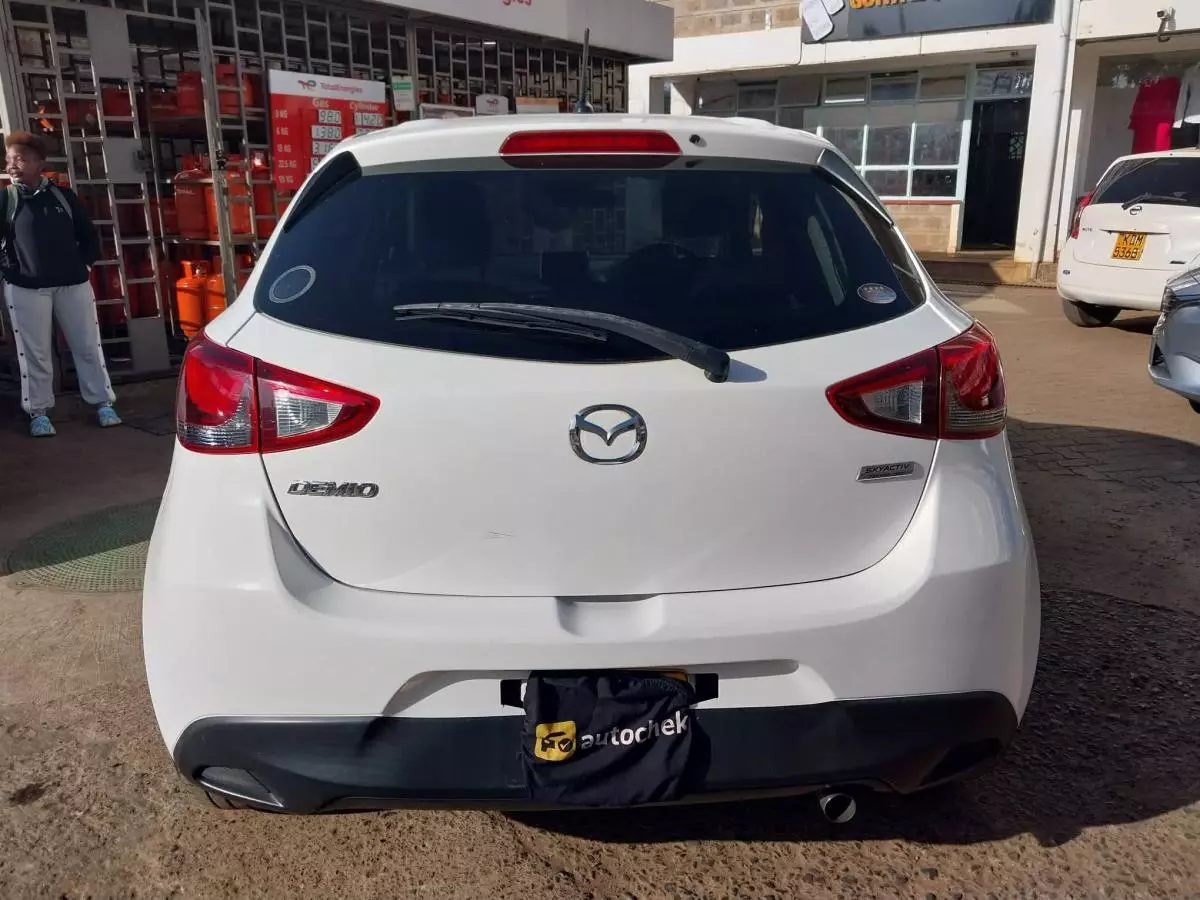 Mazda Demio   - 2016