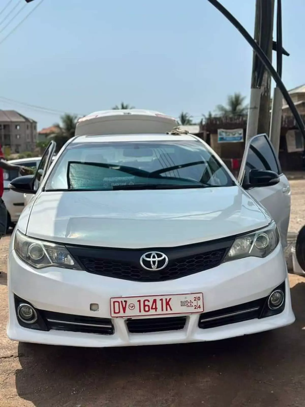 Toyota Camry   - 2012