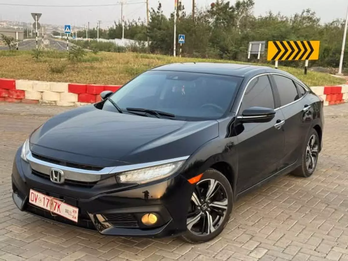 Honda Civic   - 2017