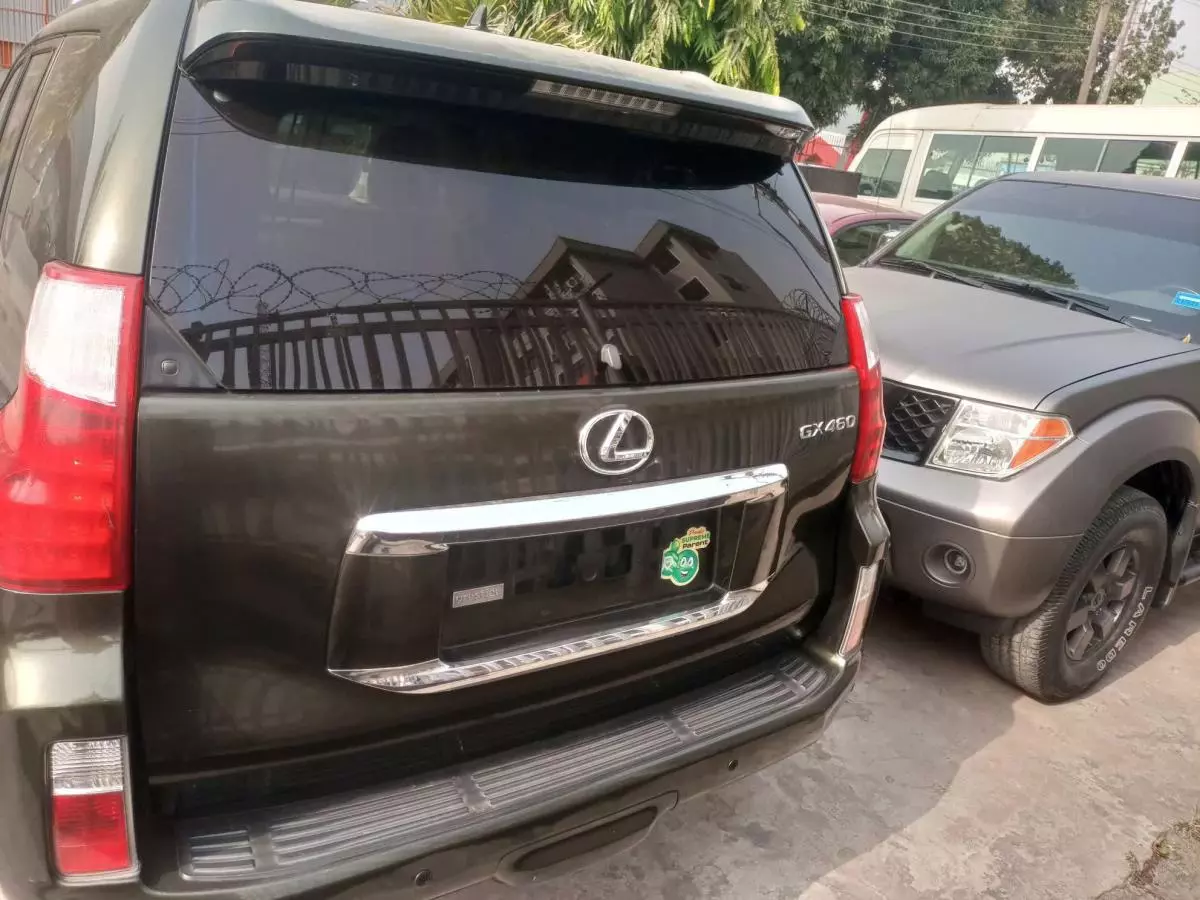 Lexus GX 460 - 2011