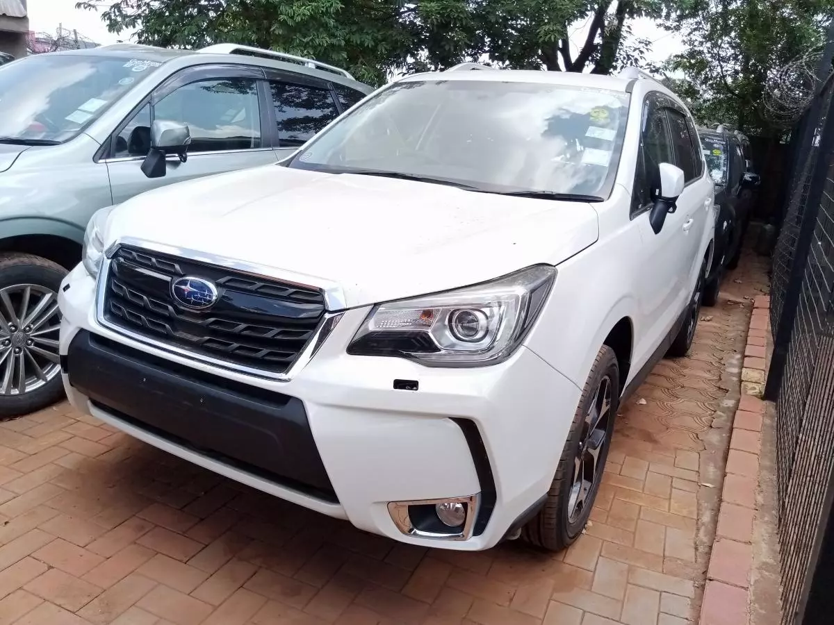 Subaru Forester   - 2015