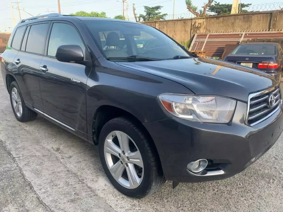 Toyota Highlander   - 2008