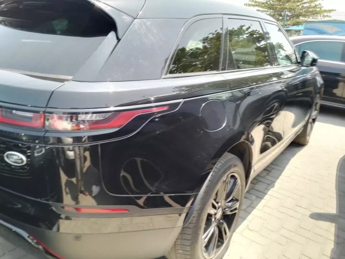 Land Rover Range Rover Velar   - 2023