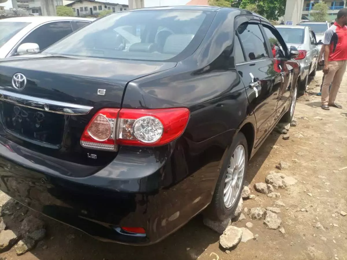 Toyota Corolla - 2012