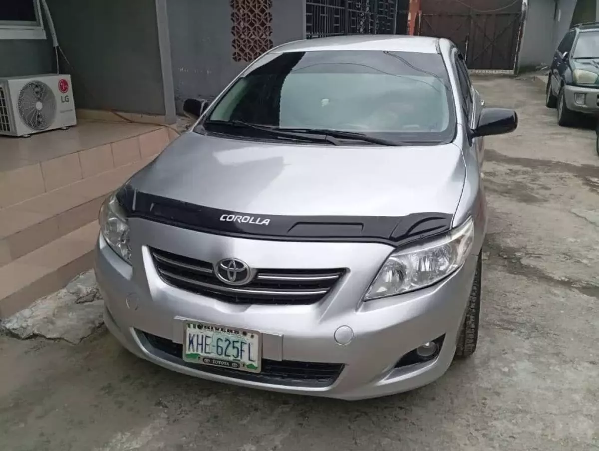 Toyota Corolla   - 2008