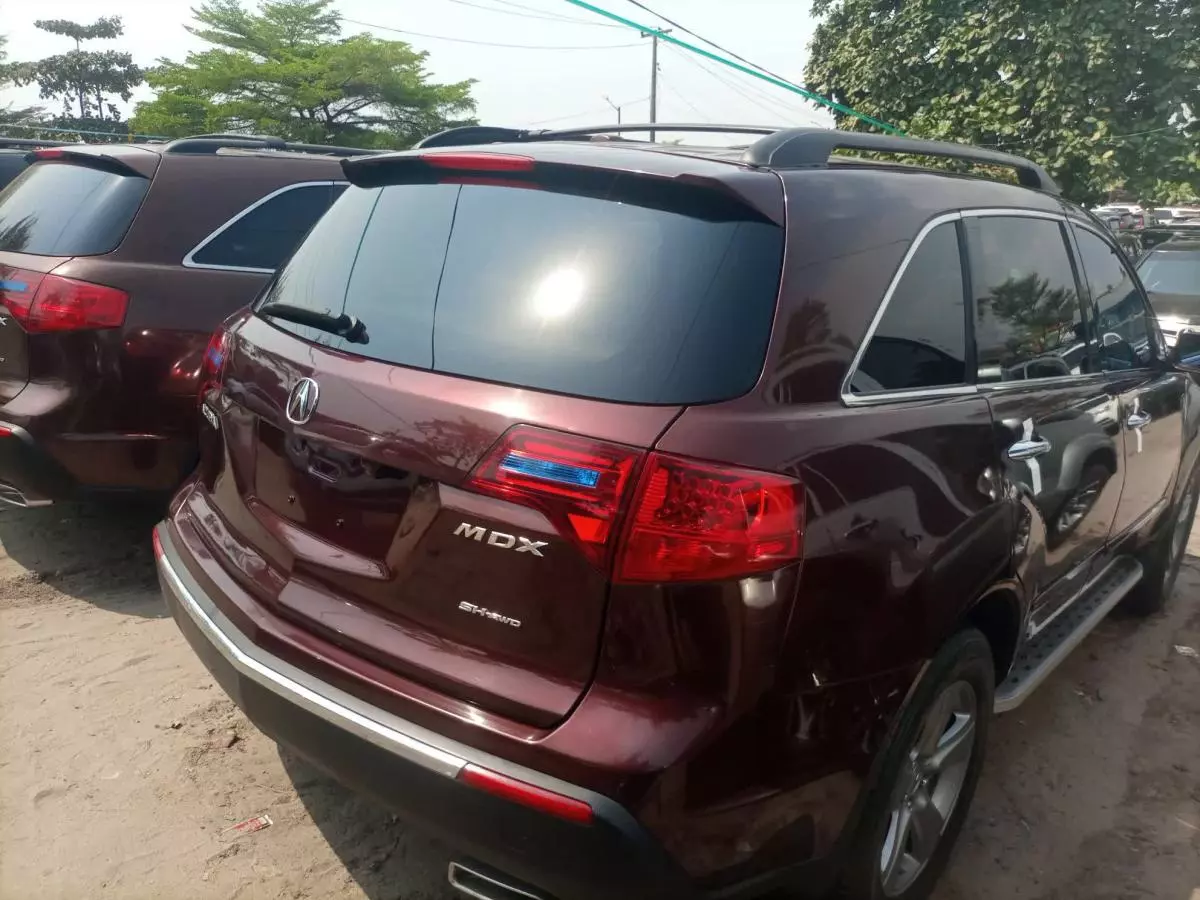 Acura MDX - 2010