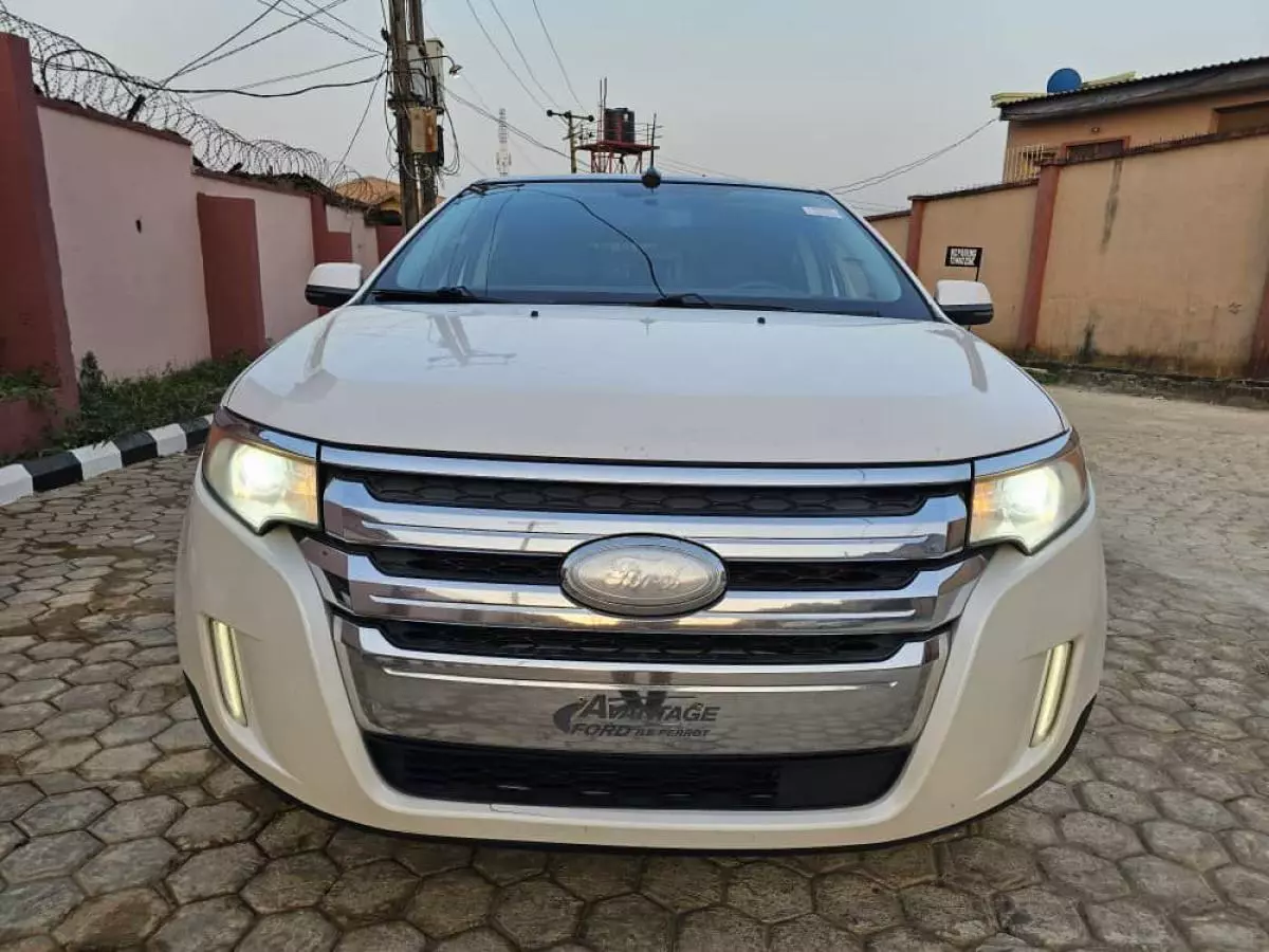 Ford Edge   - 2013