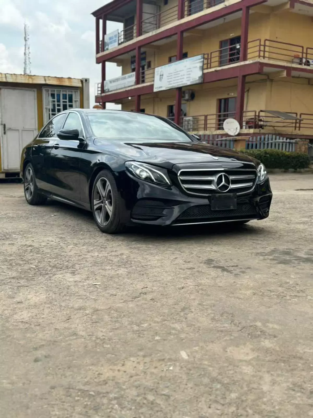 Mercedes-Benz E 300   - 2017