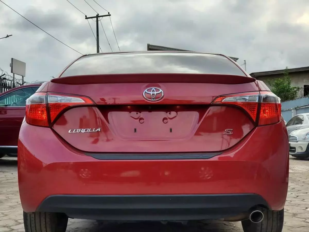 Toyota Corolla   - 2017