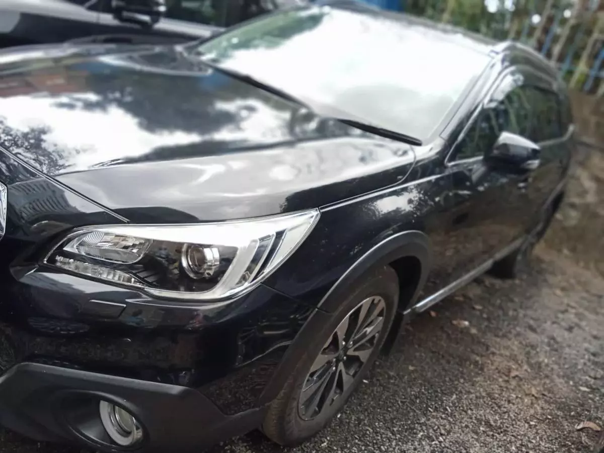 Subaru Outback   - 2016