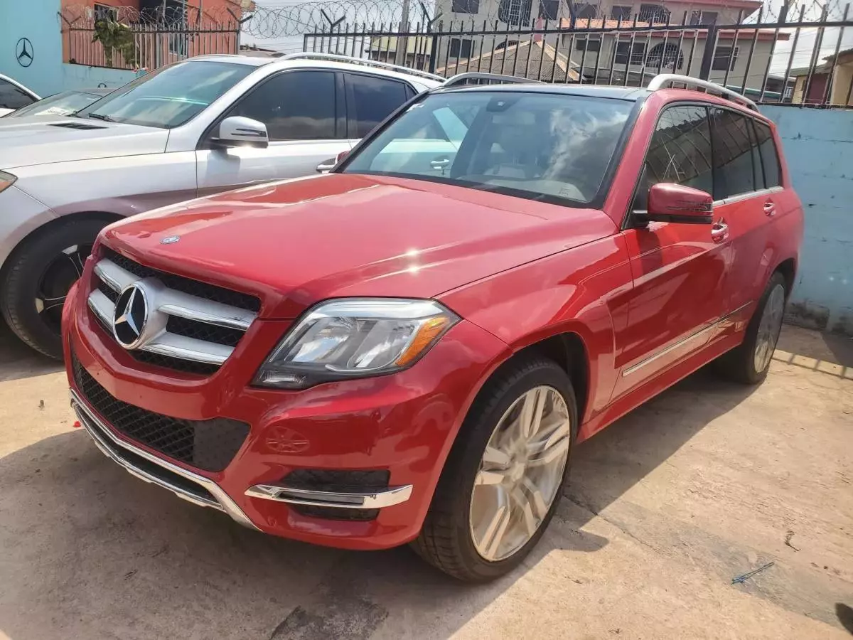 Mercedes-Benz GLK 350   - 2014