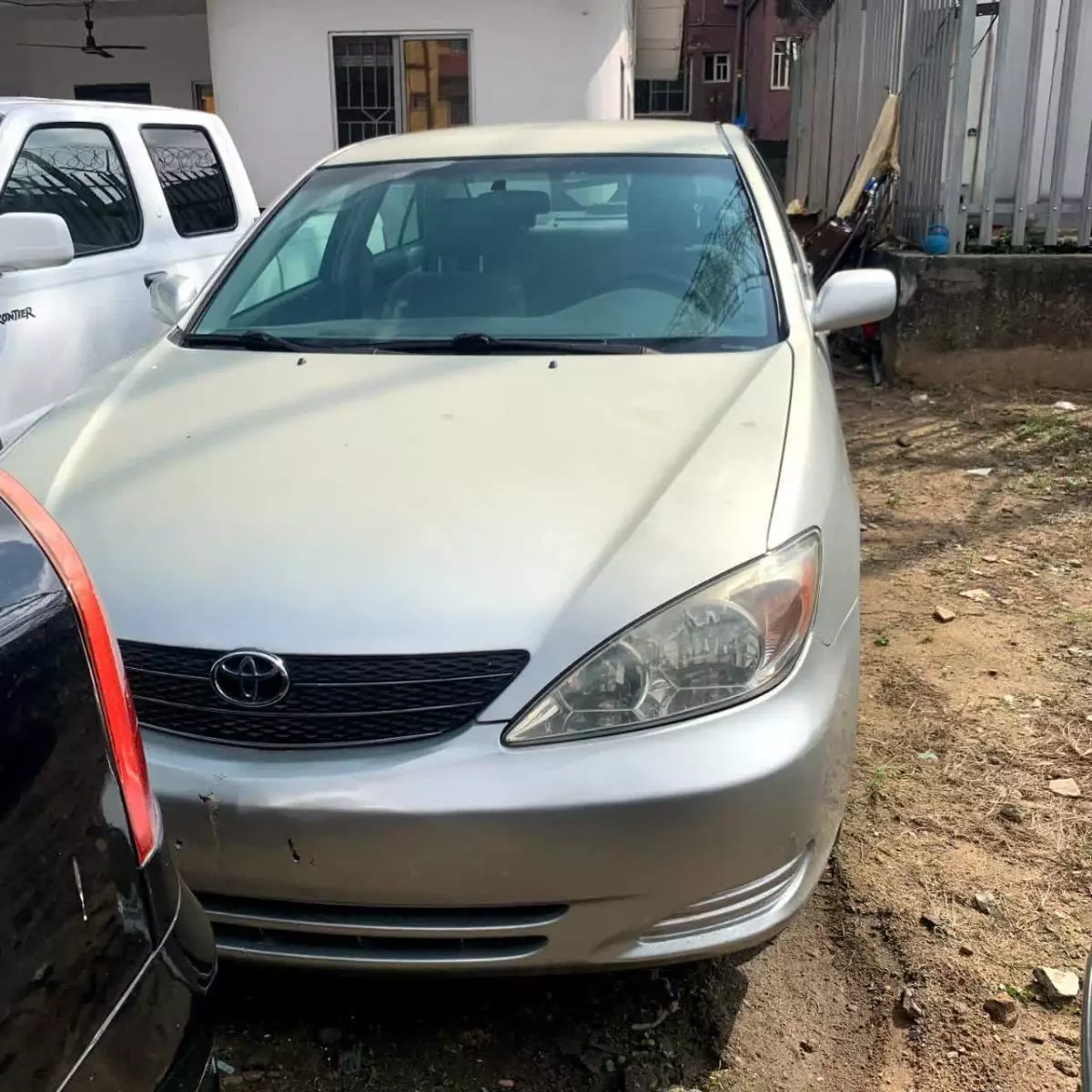 Toyota Camry   - 2004