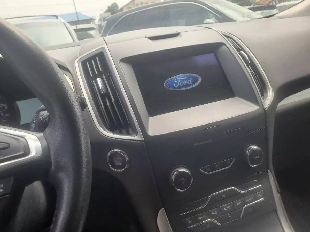 Ford Edge   - 2019