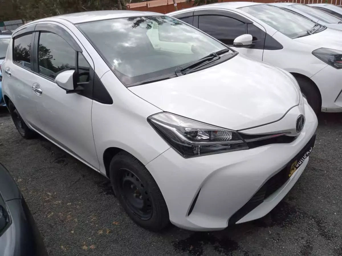 Toyota Vitz - 2016