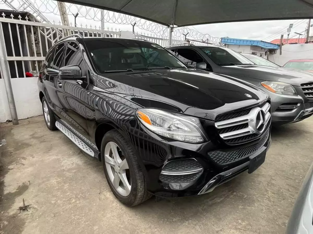 Mercedes-Benz GLE 350   - 2016