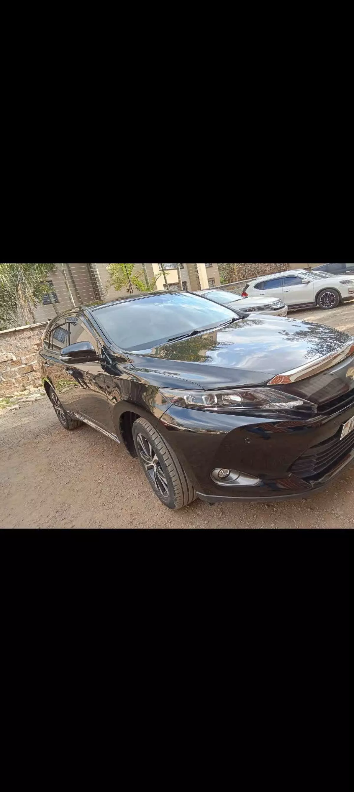 Toyota Harrier   - 2015