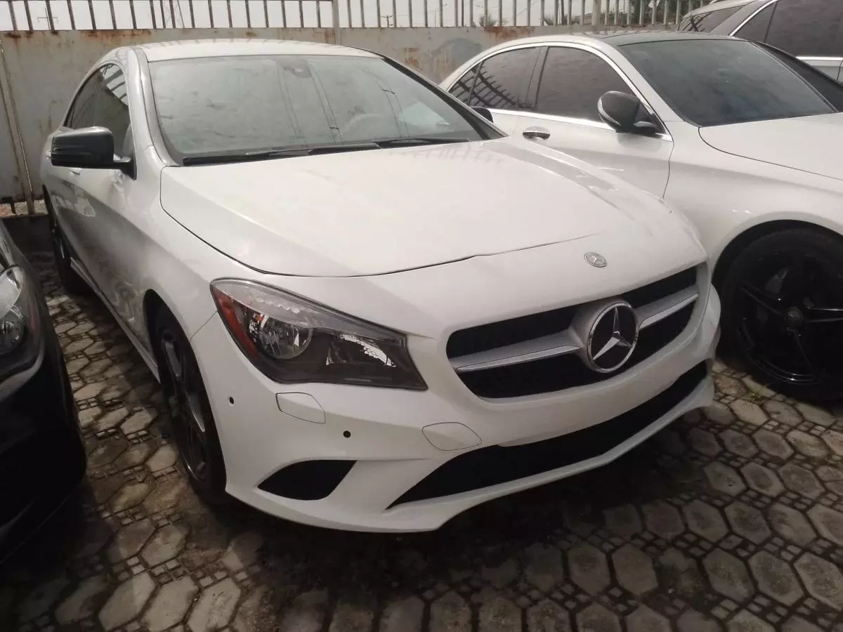 Mercedes-Benz CLA 250   - 2014