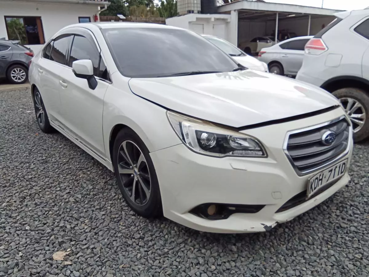 Subaru Legacy B4   - 2015