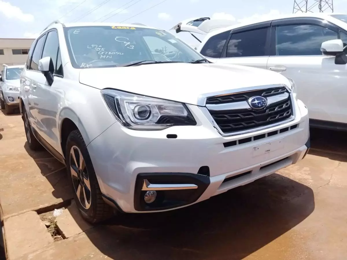 Subaru Forester   - 2015