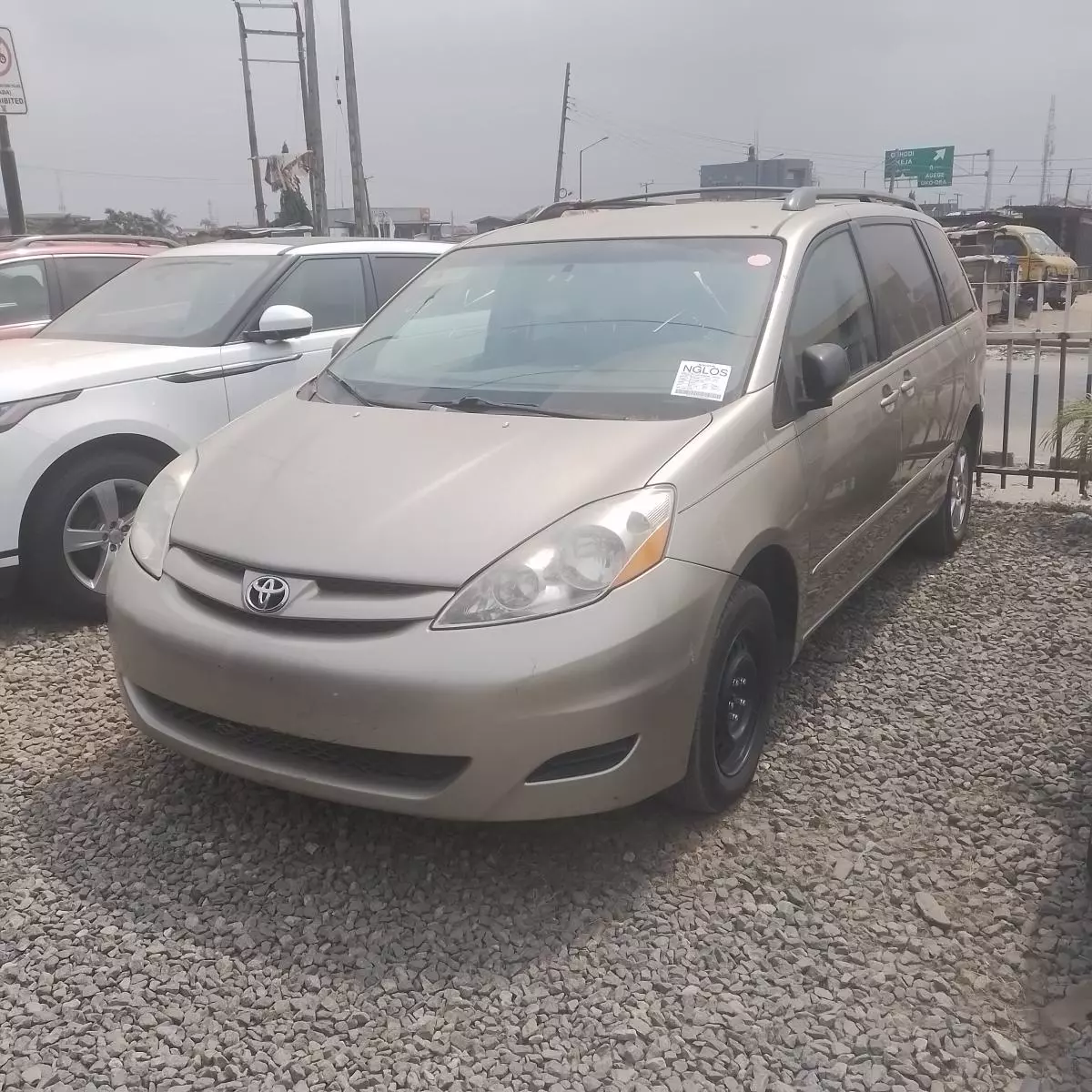 Toyota Sienna   - 2006