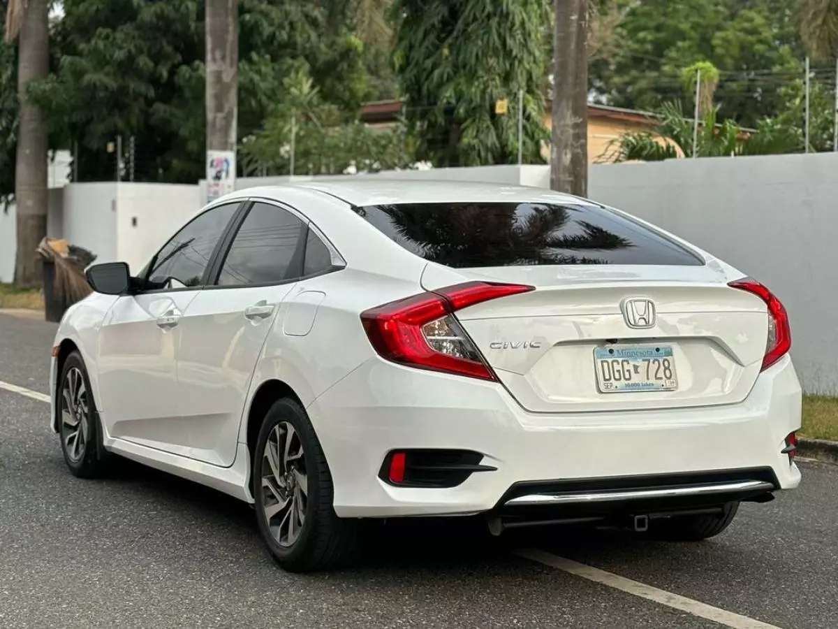 Honda Civic   - 2019