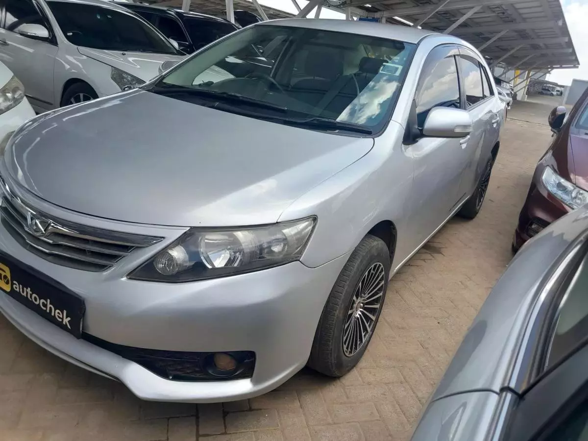 Toyota Allion    - 2012