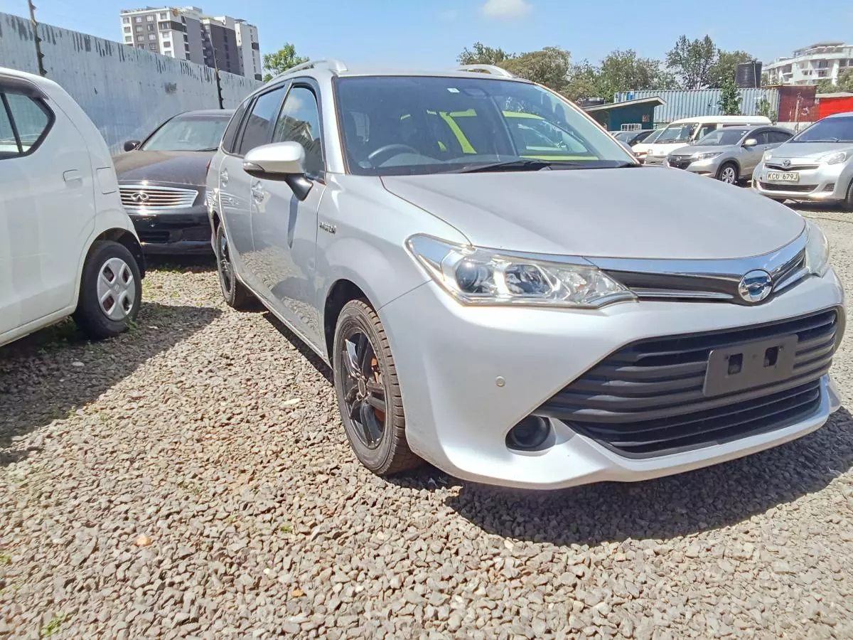 Toyota Fielder    - 2018