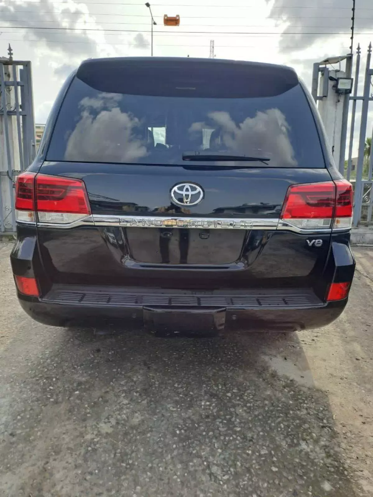 Toyota Landcruiser  V8   - 2016