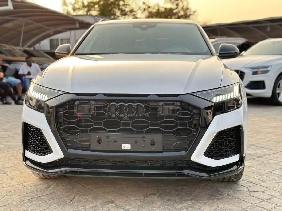 Audi Q8   - 2023