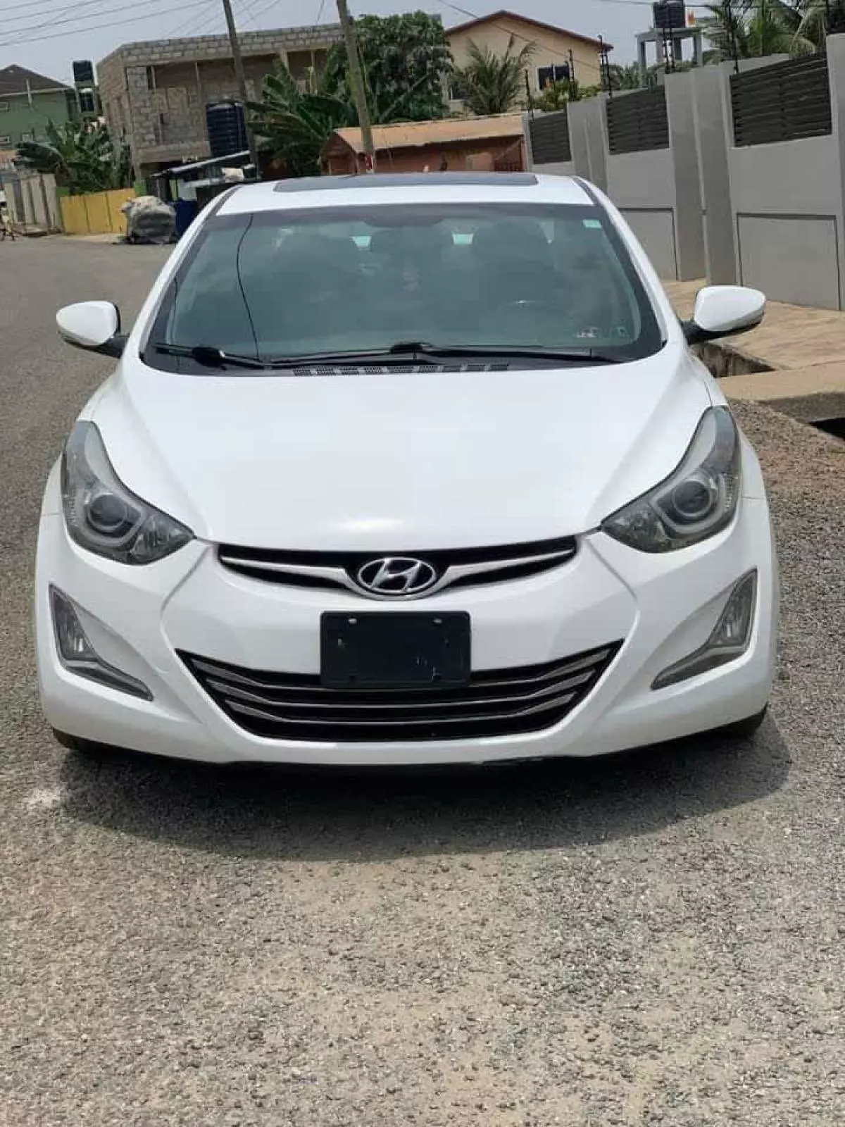 Hyundai Elantra   - 2016