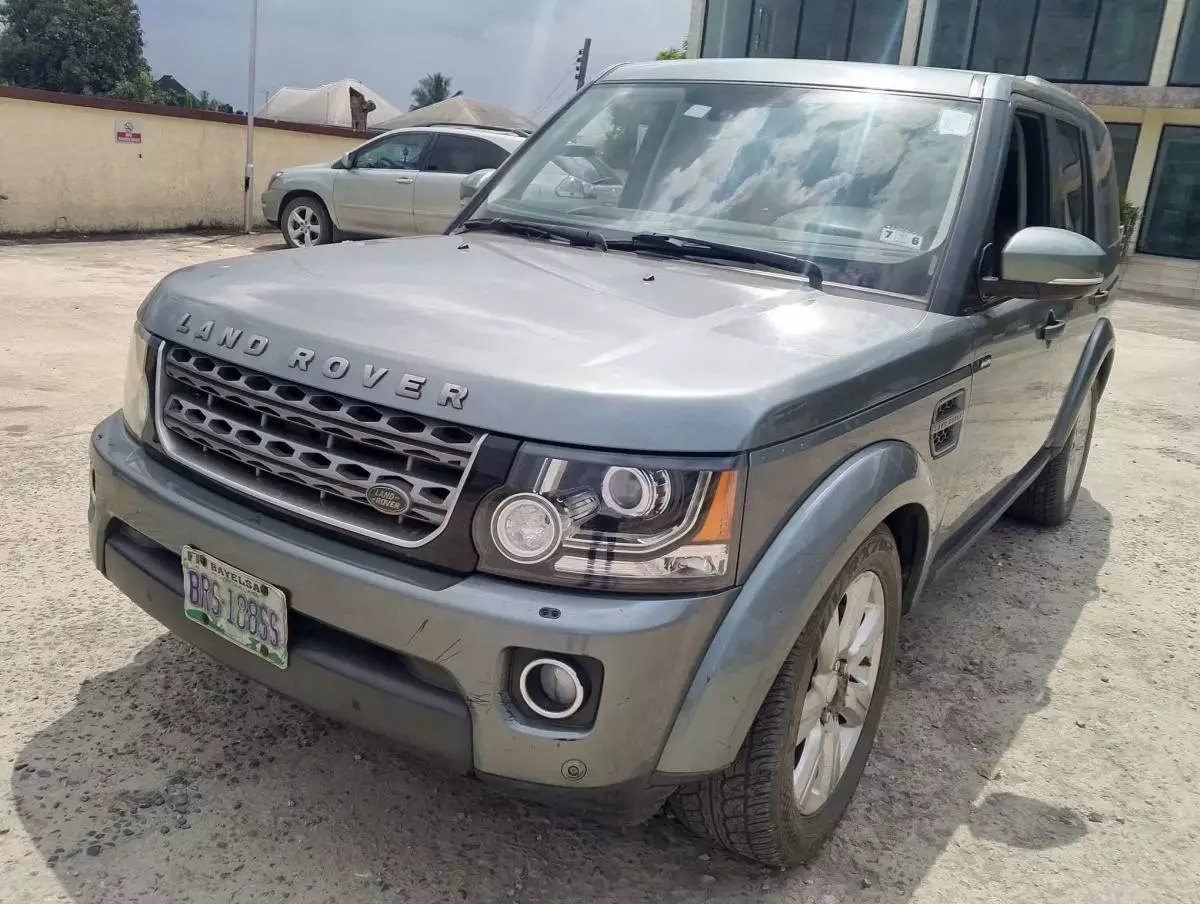 Land Rover LR 4   - 2014