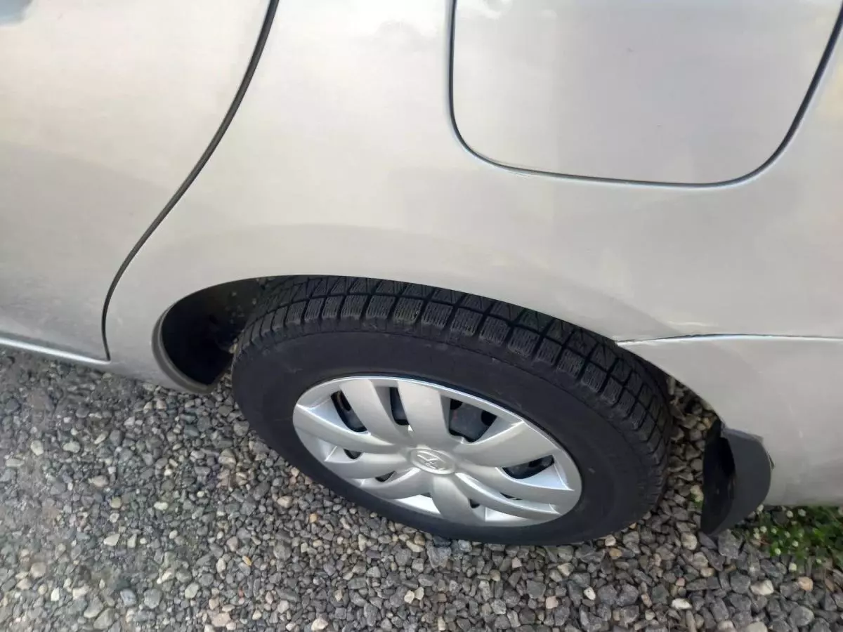 Toyota Belta - 2011