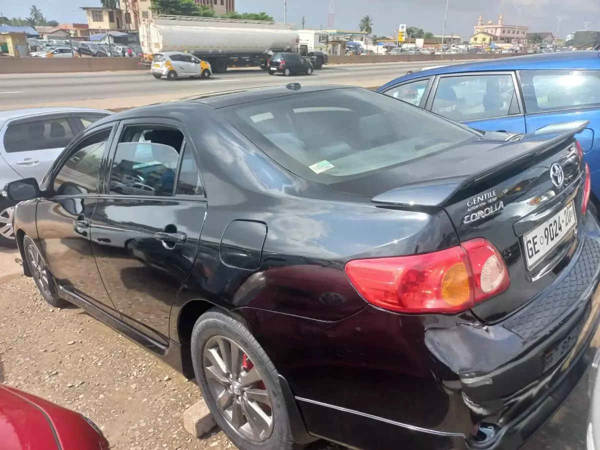 Toyota Corolla - 2009