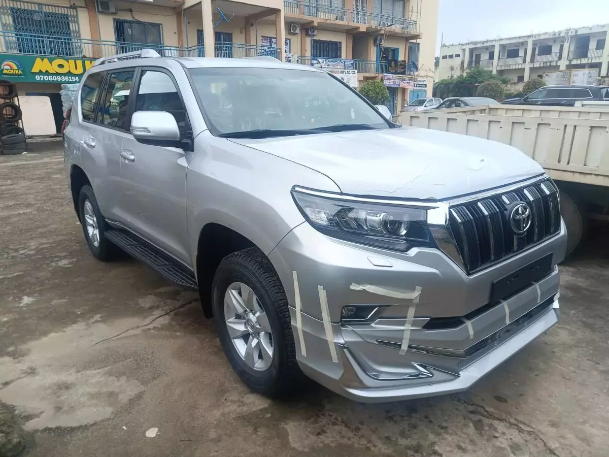 Toyota Land Cruiser Prado TX L   - 2022