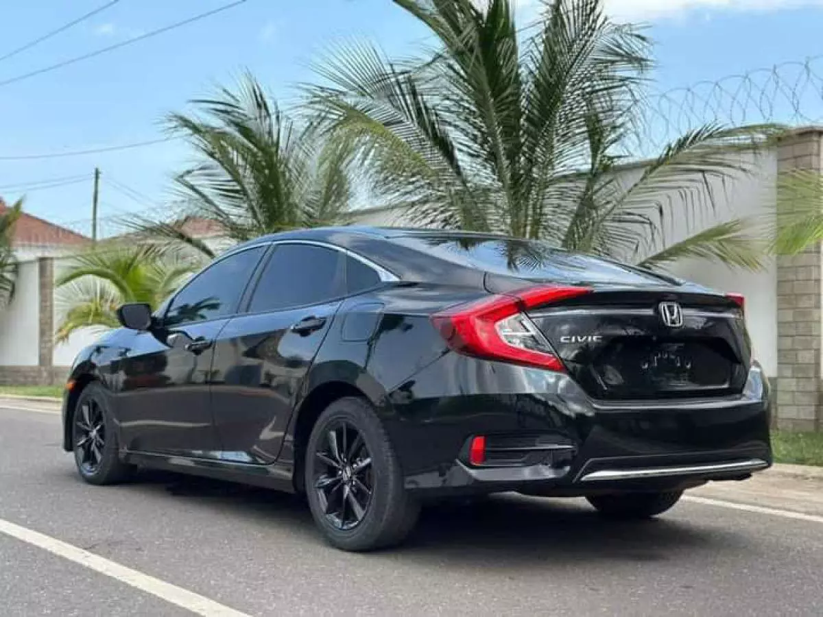 Honda Civic   - 2020