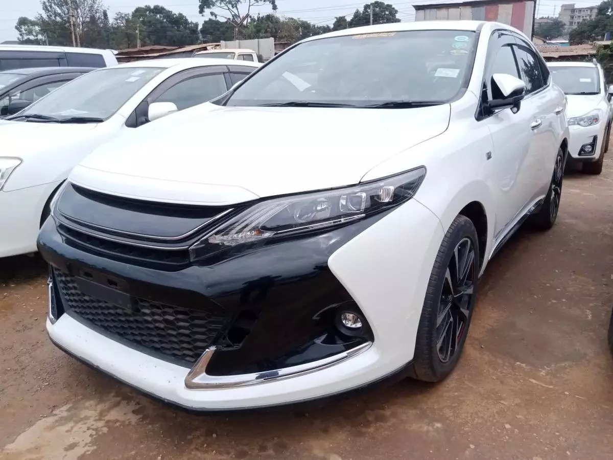 Toyota Harrier GR   - 2015