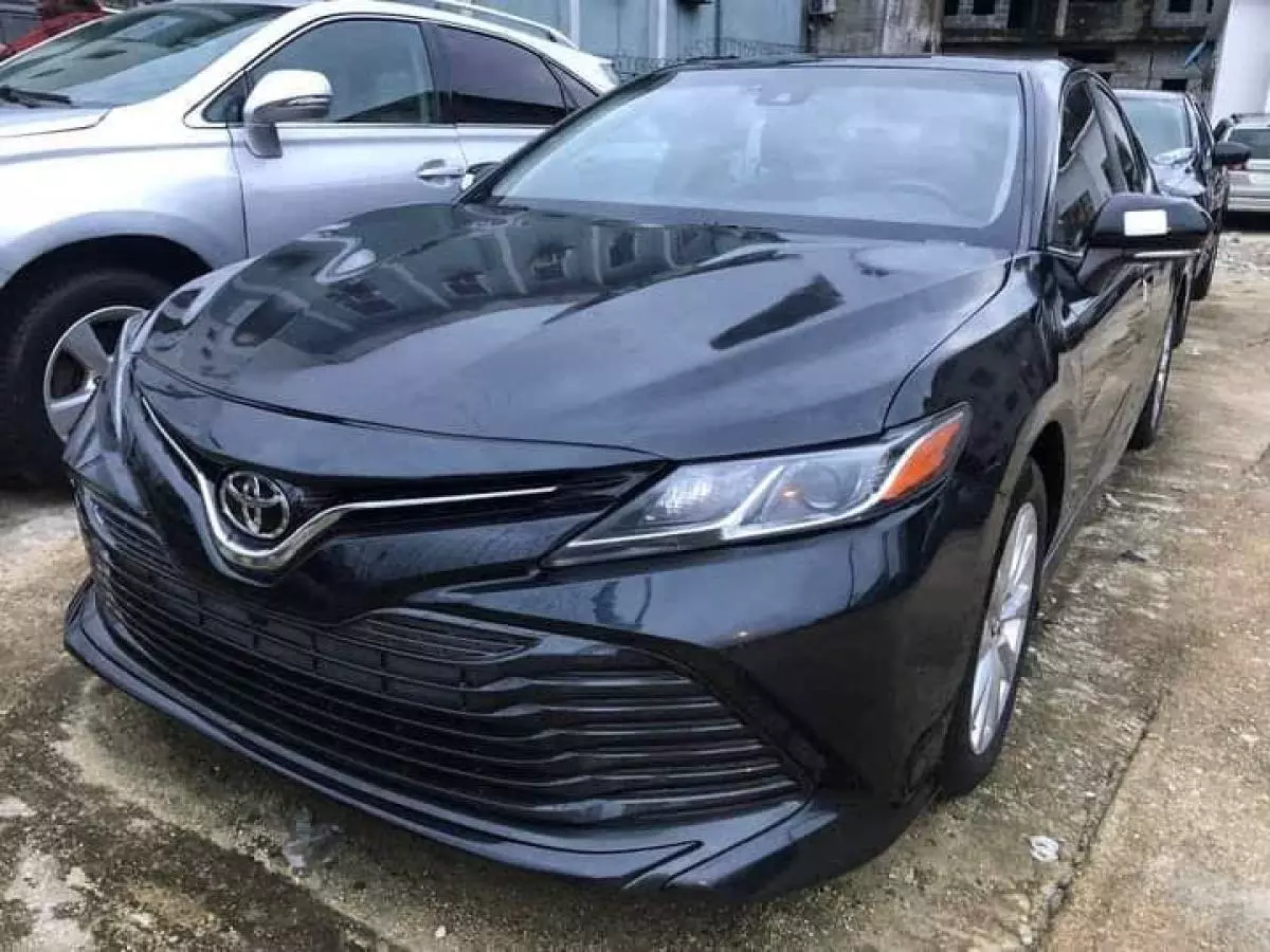 Toyota Camry   - 2020