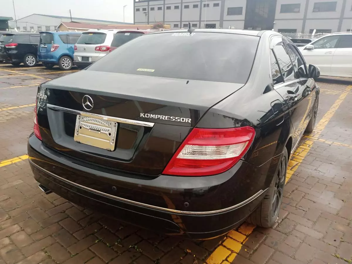 Mercedes-Benz C 200 - 2009