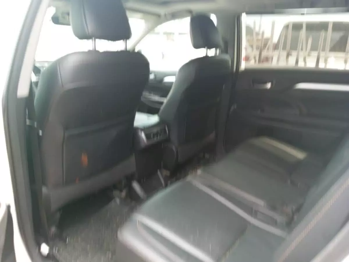 Toyota Highlander - 2017