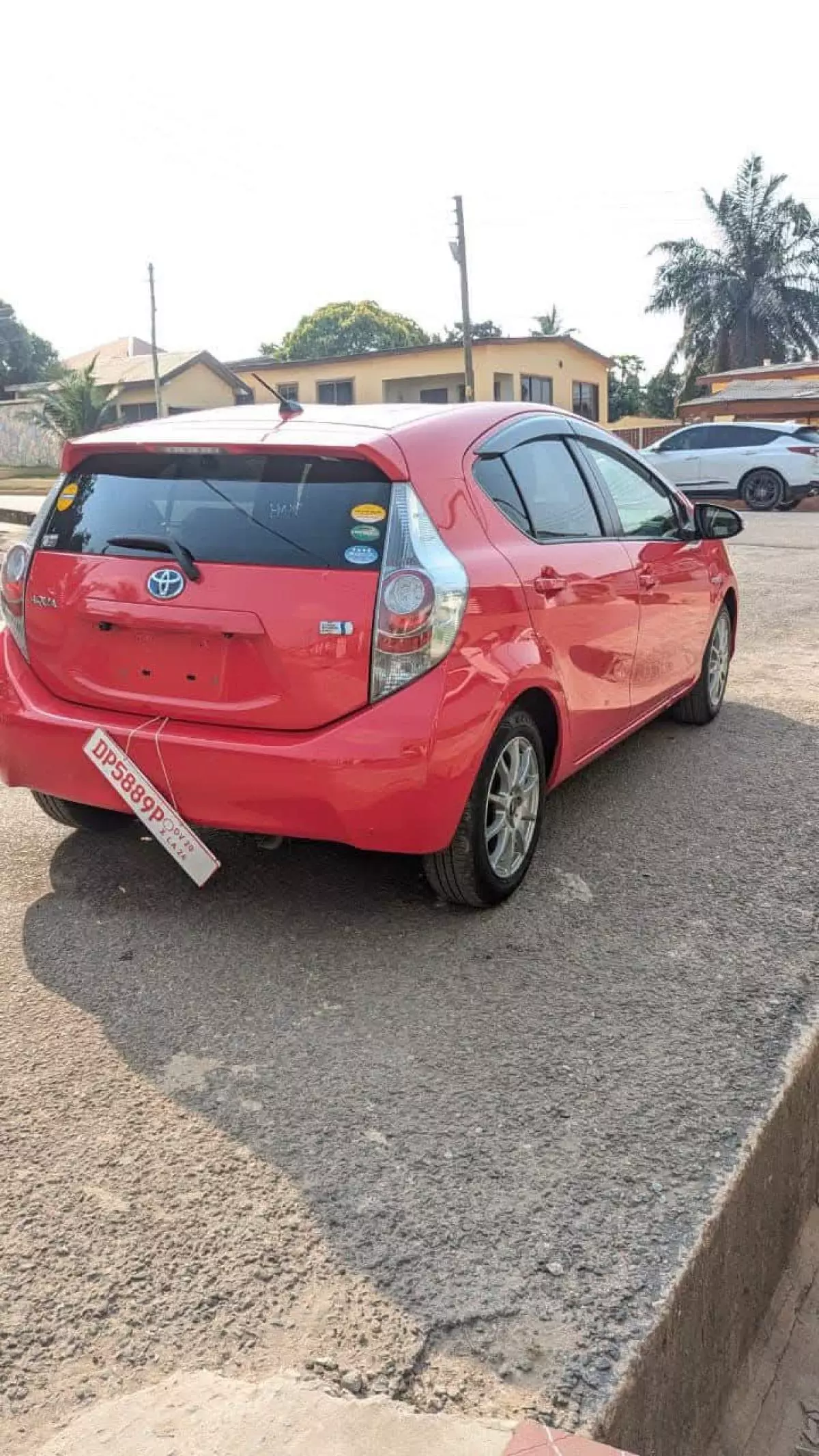 Toyota Aqua Hybrid   - 2014