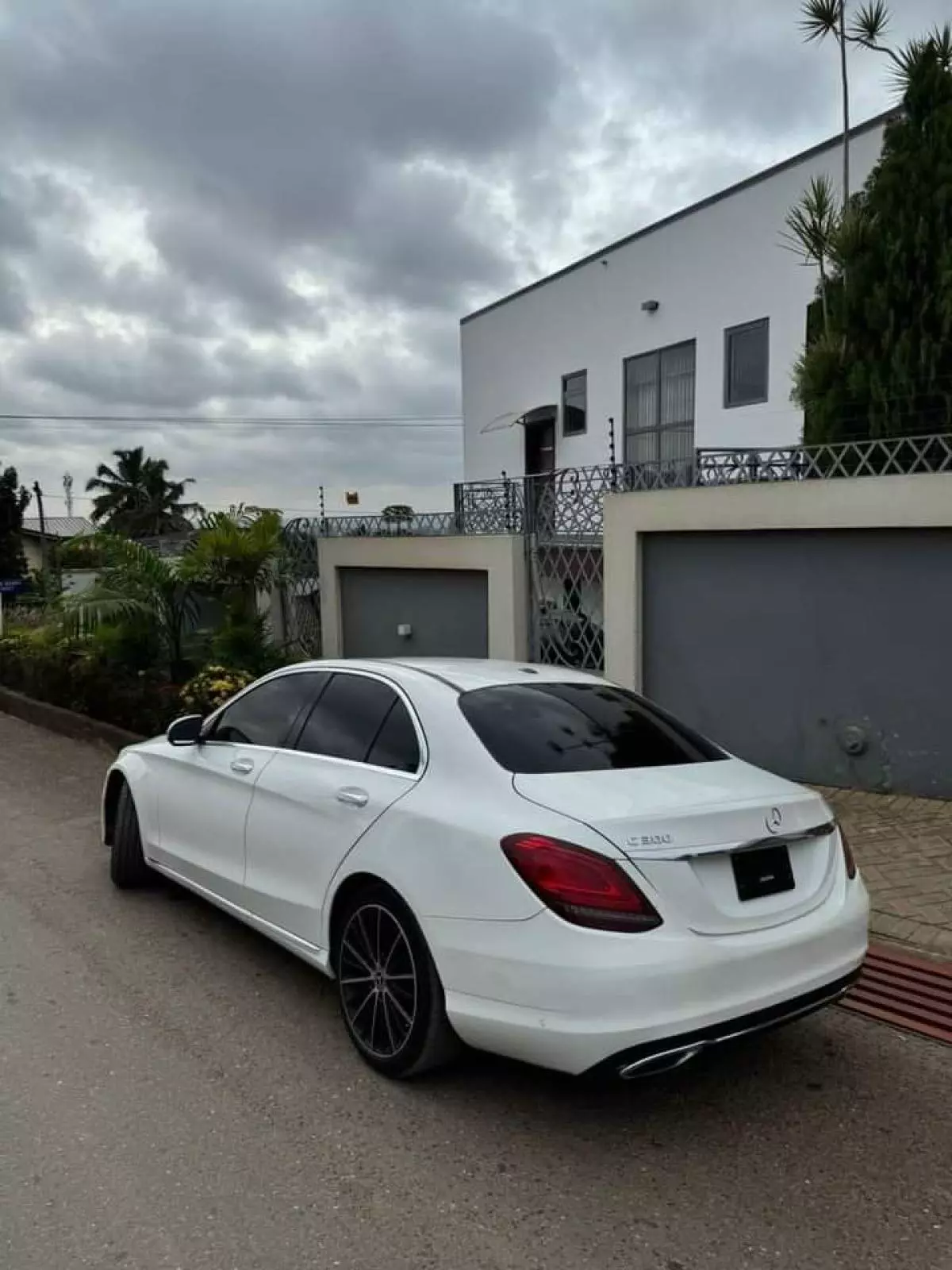 Mercedes-Benz C 300   - 2019