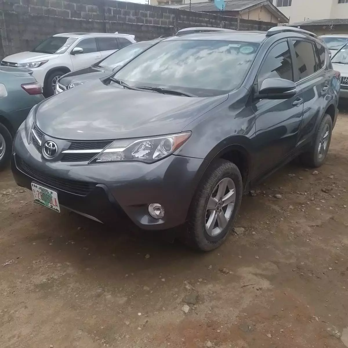 Toyota RAV 4   - 2015