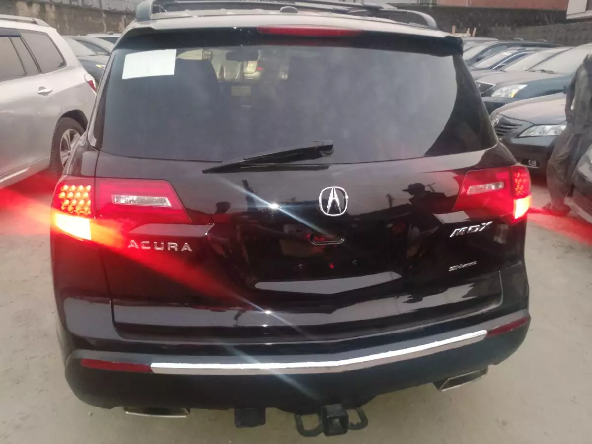 Acura MDX   - 2011