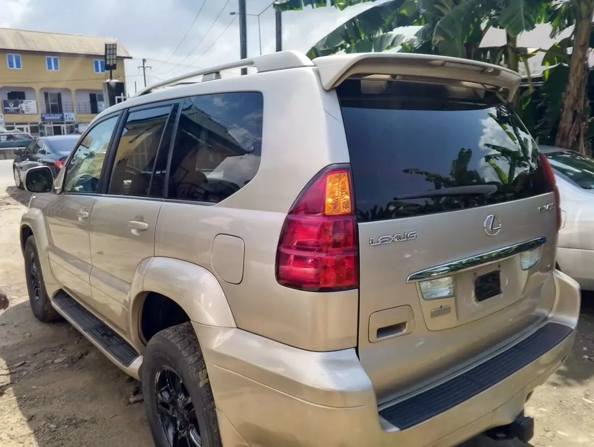 Lexus GX 470   - 2006