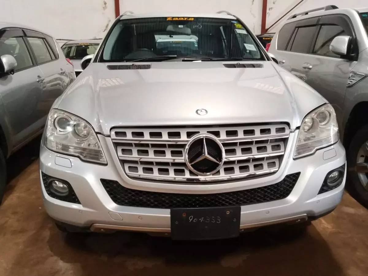 Mercedes-Benz ML 350   - 2009