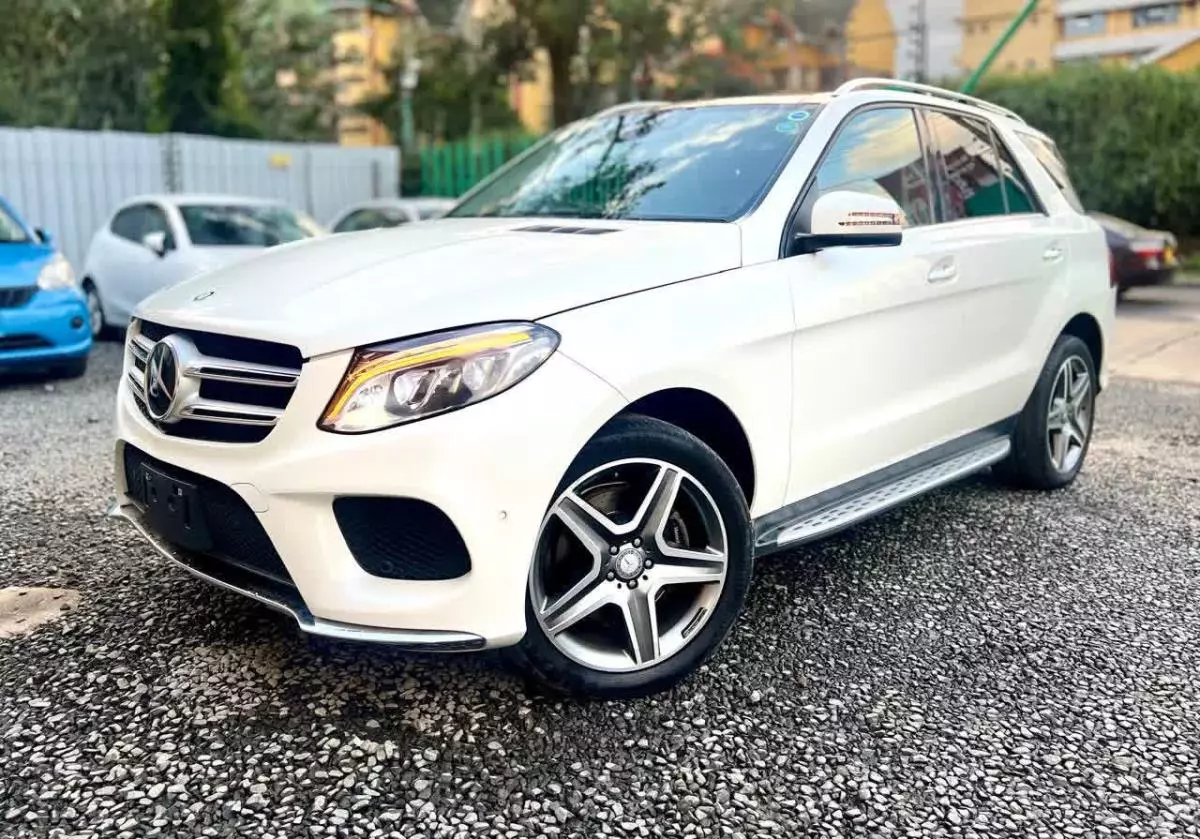 Mercedes-Benz GLE 350   - 2016