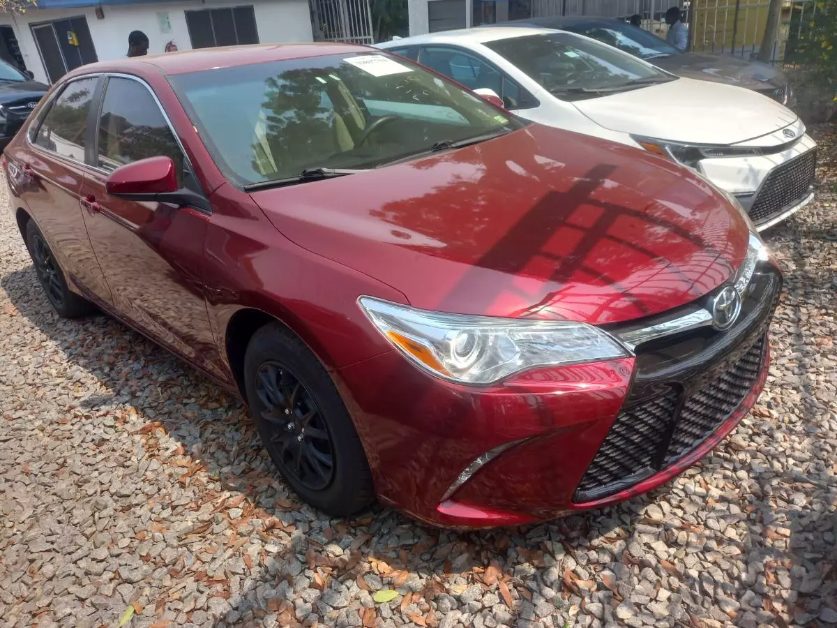 Toyota Camry   - 2015