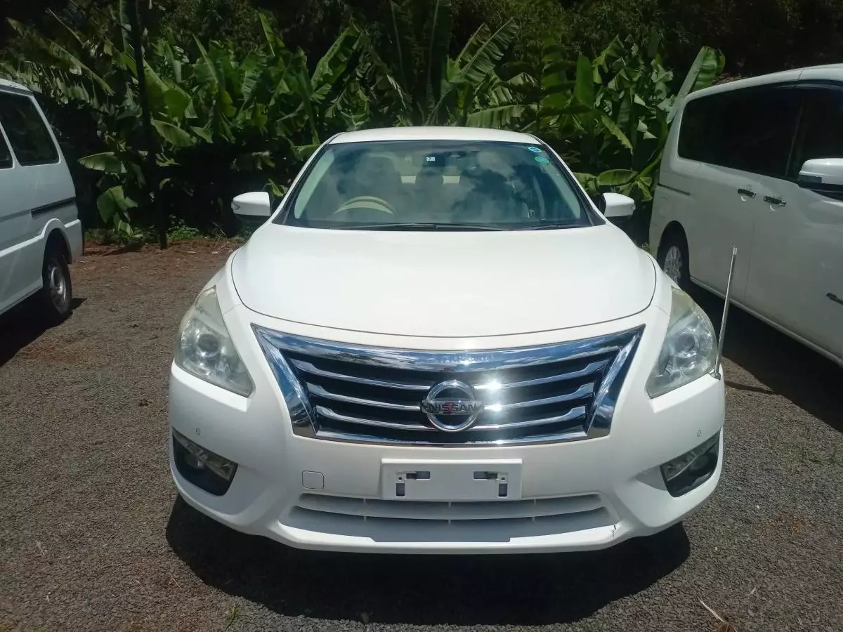 Nissan Teana   - 2015