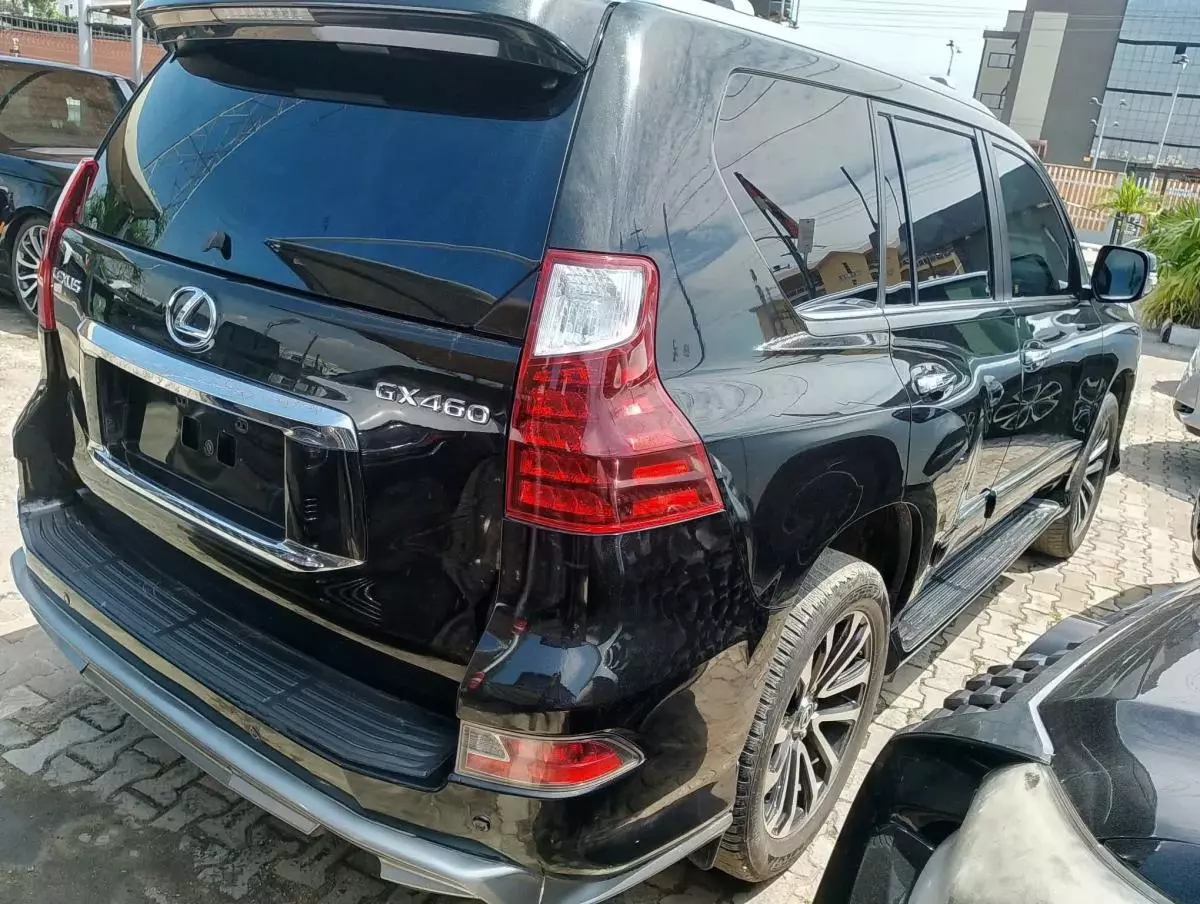 Lexus GX 460   - 2010